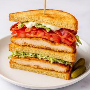 CHICKEN CLUB SANDWICH